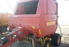 2002 New Holland 688