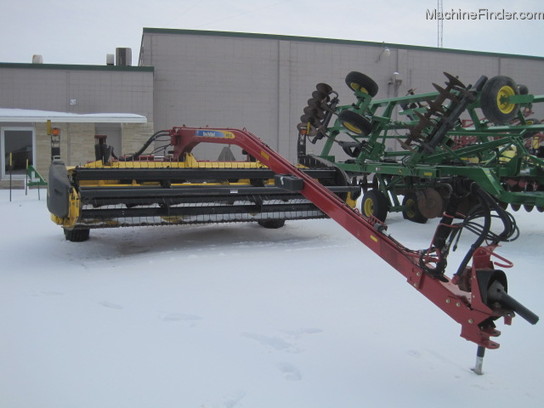 2010 New Holland H7150