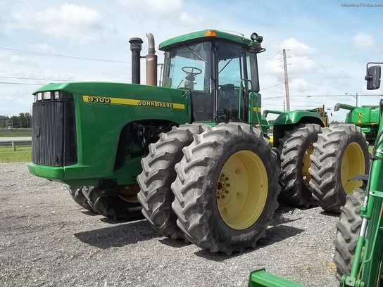 1998 John Deere 9300