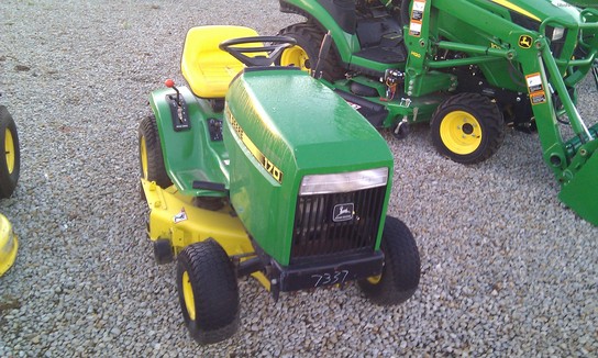  John Deere 170