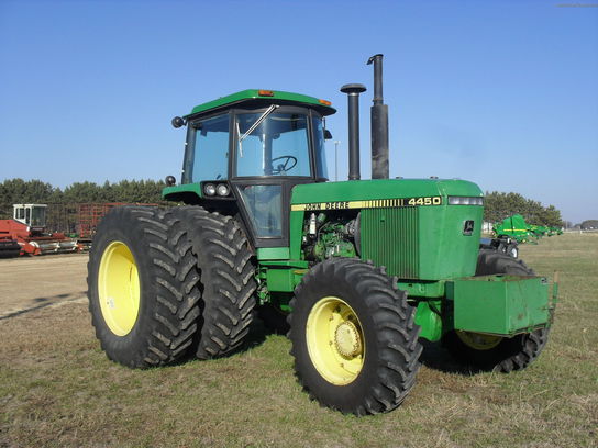 1983 John Deere 4450