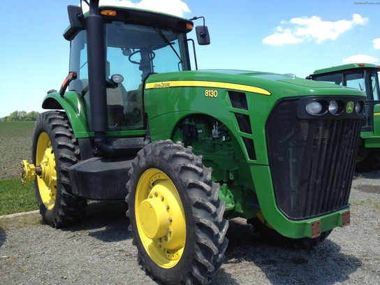 2009 John Deere 8130