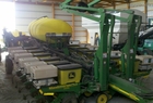 2004 John Deere 1770NT