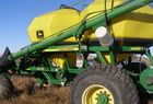 2002 John Deere 1900