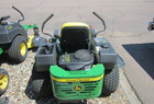  John Deere Z445