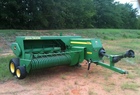 2006 John Deere 338
