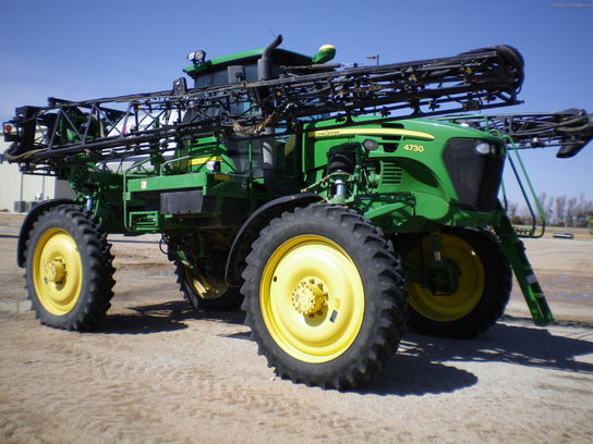 2009 John Deere 4730