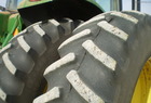2011 John Deere 8235R