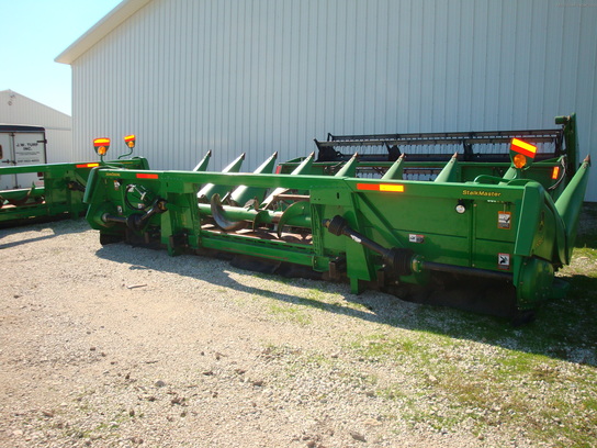  John Deere 608C