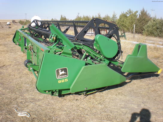 1999 John Deere 925F