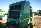2010 John Deere 568