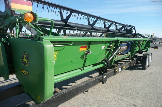 2002 John Deere 925