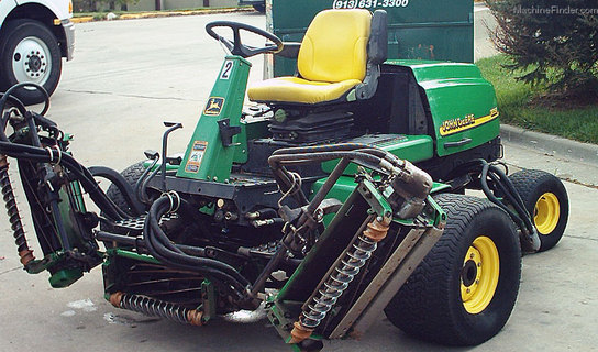 2001 John Deere 3235B