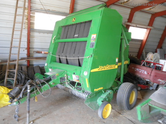 2002 John Deere 567