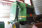 2002 John Deere 567