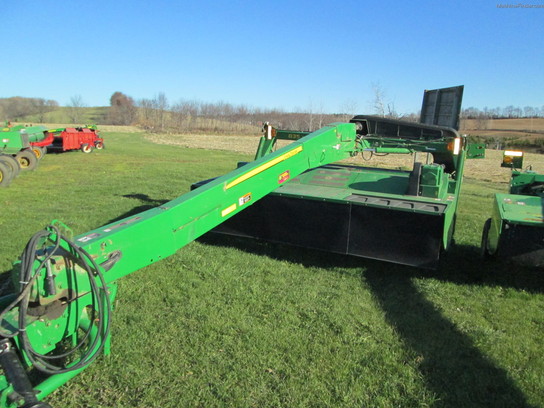 2008 John Deere 835