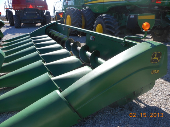 2005 John Deere 893