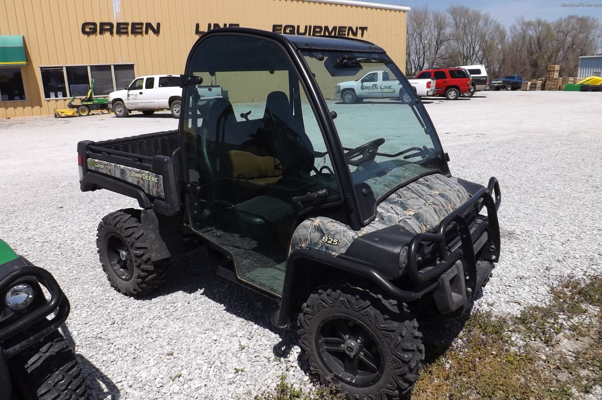 2011 John Deere 825I GATOR CAMO CAB WITH GLASS & DOORS ATV's and Gators