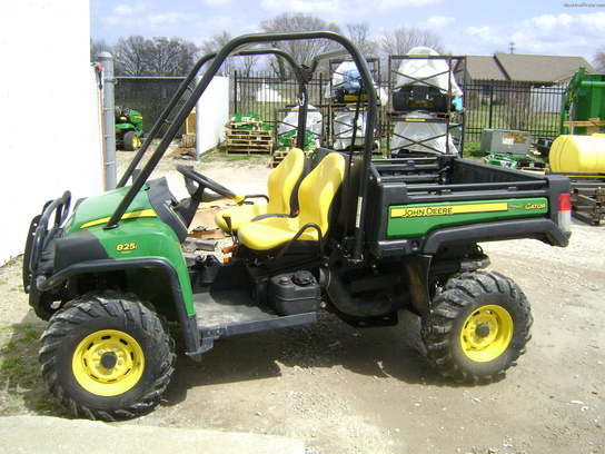 2011 John Deere XUV 825I GREEN
