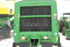 2000 John Deere 566