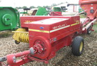 1989 New Holland 570
