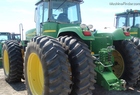2004 John Deere 9220