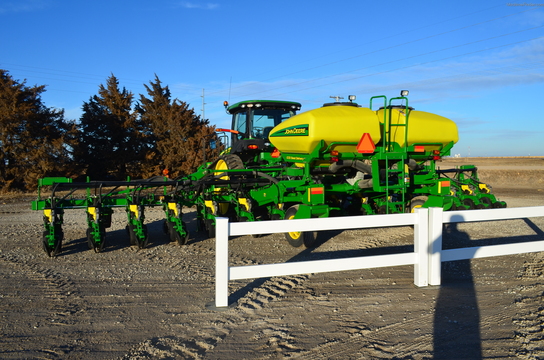 2010 John Deere 1720S