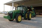 2011 John Deere 8260R