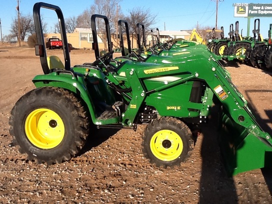 2012 John Deere 3032E