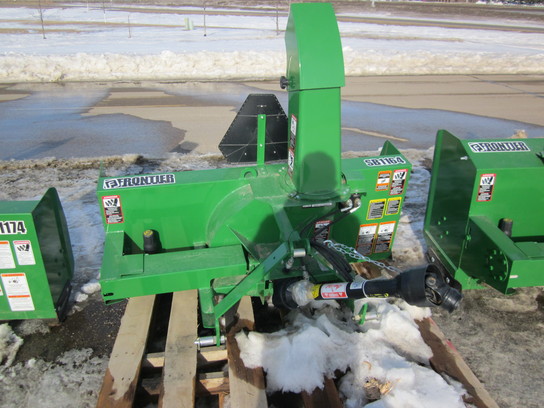 2013 Frontier NEW SB1164 Snowblower
