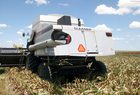 2000 Gleaner R62