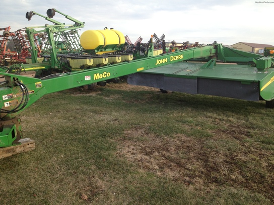 2004 John Deere 956