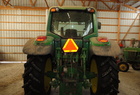 2005 John Deere 7520 Cab