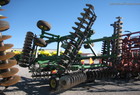 2005 John Deere 637