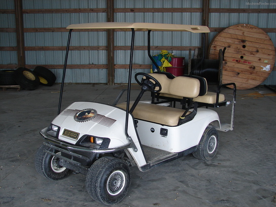  E Z Go 4SEATER