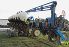  Kinze 2600