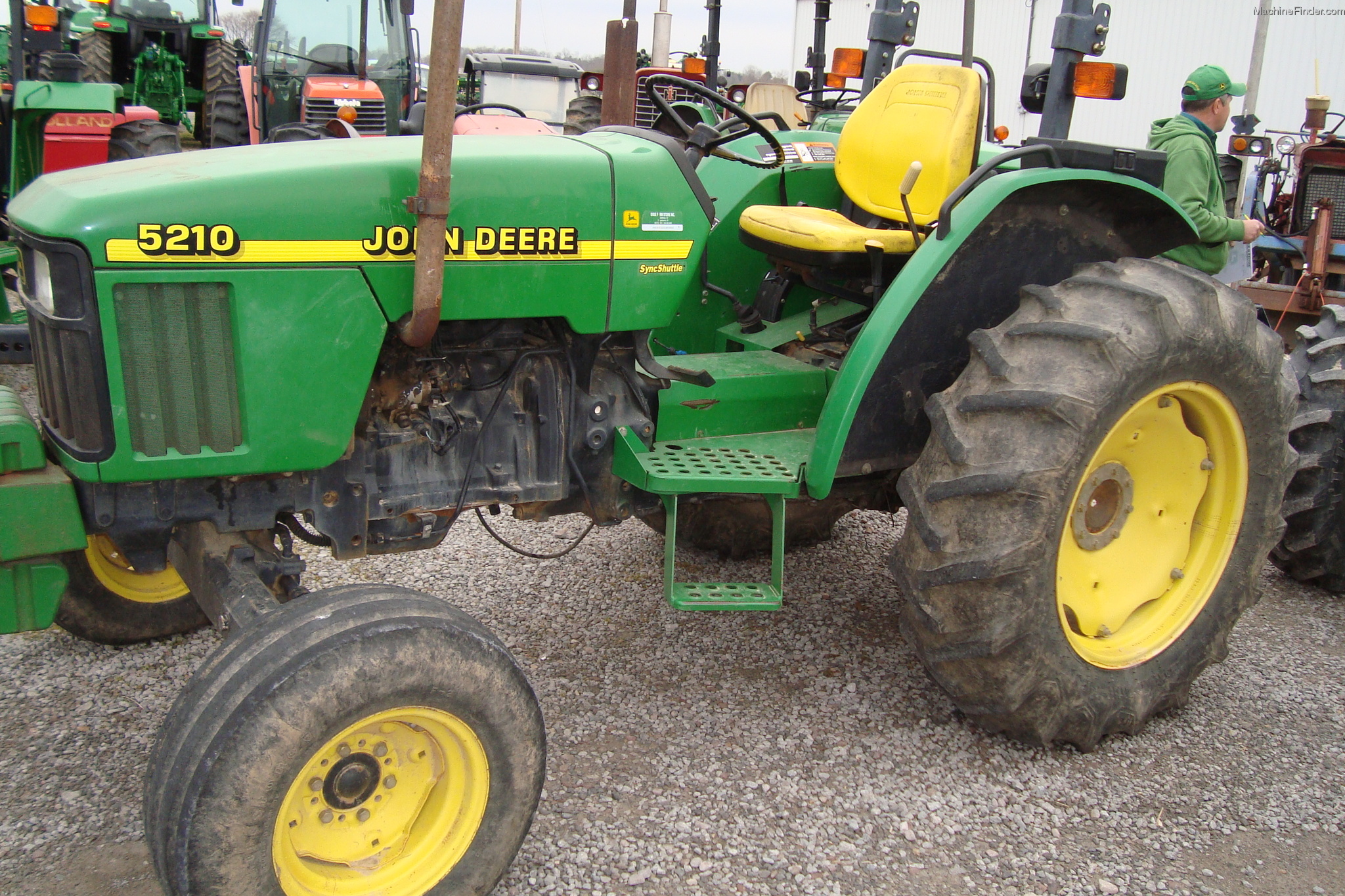 1998 John Deere 5210 Tractors Utility (40100hp) John Deere