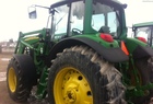 2005 John Deere 7320