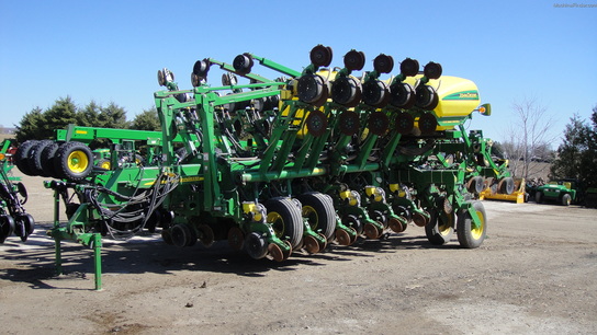 2008 John Deere 1790