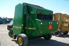 1998 John Deere 566