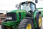2009 John Deere 7430