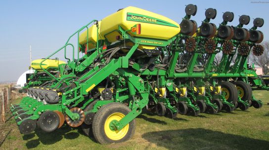 2010 John Deere 1790