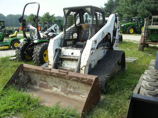 2006 Bobcat T300