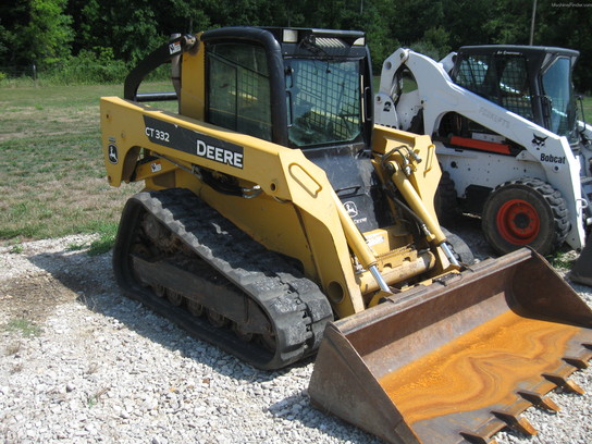  John Deere CT332
