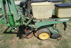  John Deere 7200