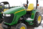 2009 John Deere 3320