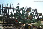 2011 John Deere 2310