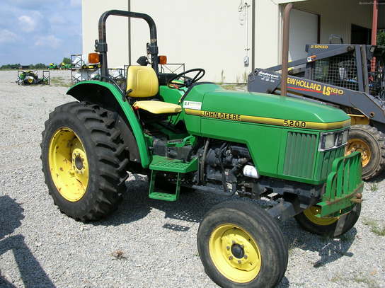 1994 John Deere 5200