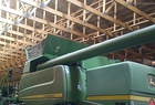 2011 John Deere T670
