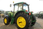 2011 John Deere 7230